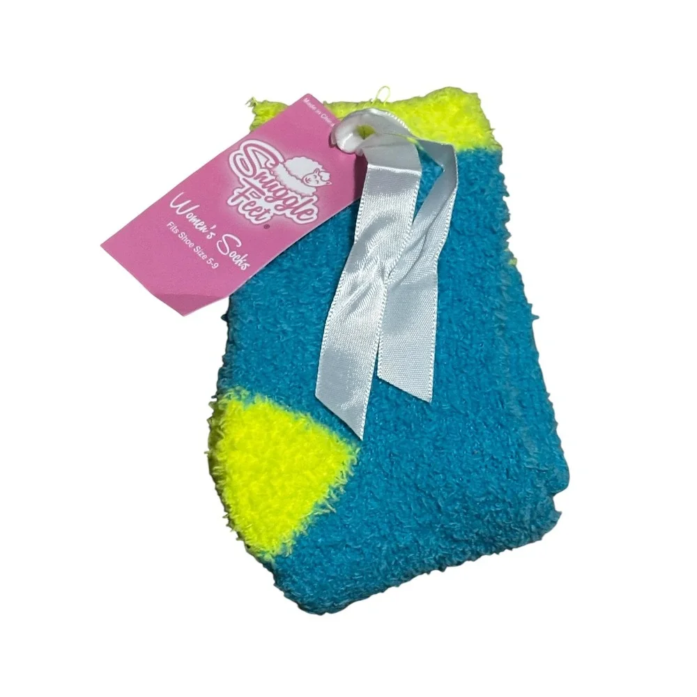 Snuggle Feet Women Fuzzy Socks Teal Blue Neon Yellow Shoe Size 5-9 New with Tags